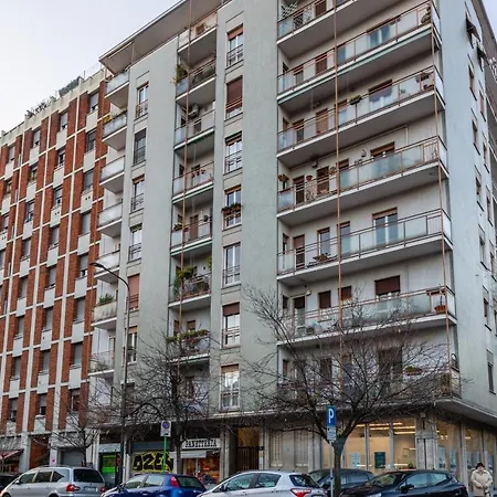 Capriccio - Luxury Loft Corso Sempione Jacuzzi Aparthotel-wifi *