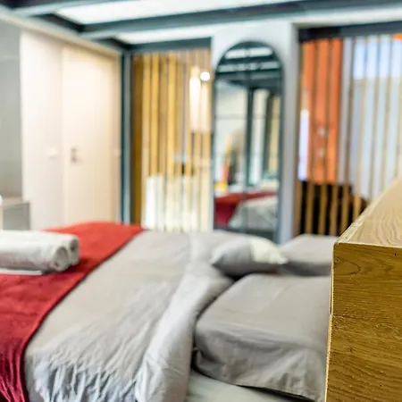 Capriccio - Luxury Loft Corso Sempione Jacuzzi Aparthotel-wifi *