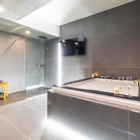 شقة Capriccio - Luxury Loft Corso Sempione Jacuzzi Aparthotel-wifi *